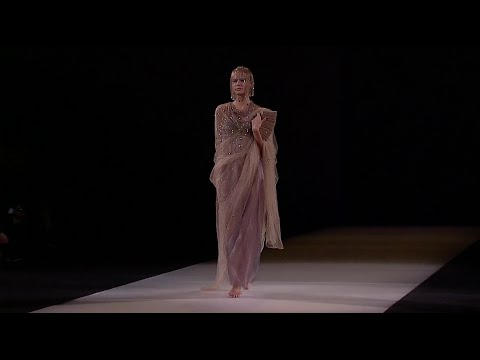 Giorgio Armani - 2015 Spring/Summer Womenswear Fashion Show