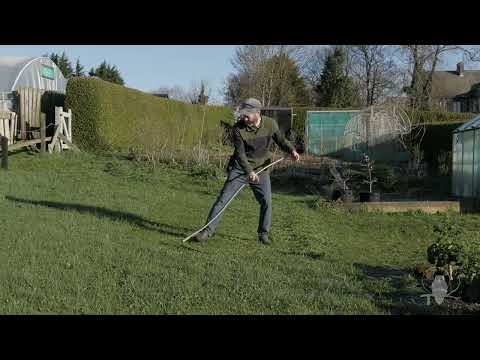 first mow of the year: with a low-cost scythe