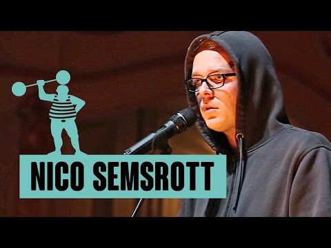 Nico Semsrott - AfD voters are poor. And bad people.
