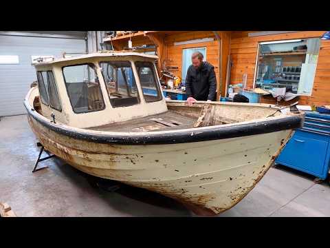 Man Restores Old Boat in His Garage and Brings It Back to Life | Start to Finish @That Boat dude