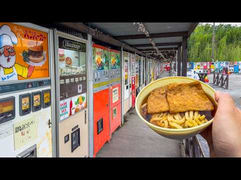 Eating at 24 Hours Japanese Vending Machines