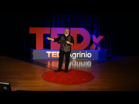Η Αγάπη μαθαίνεται | Γιάννης Καλογεράκης | TEDxAgrinio