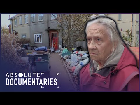 Woman's Hoarding Is So Bad She's Forced To Leave Home (Hoarding Documentary) |Absolute Documentaries