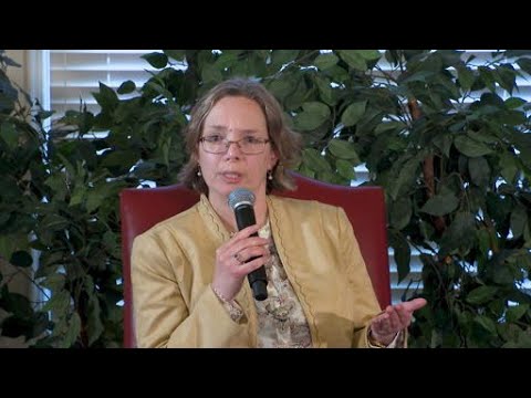 Women Collectors and Authors: The Vanishing of Carolyn Wells