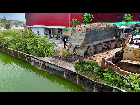 Start Incredible Landfill Be Careful!! Dozer KOMAT’SU Push Stone with Dump Truck 25.5Ton , Mix VDO