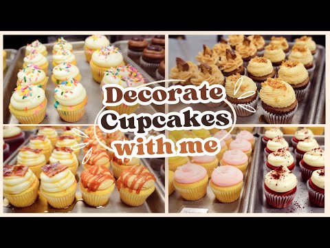 Satisfying Real Time Cupcake Decorating | Bakery Sounds | Relaxing | [No Talking]