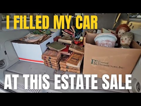 I can't believe I found this!! Estate Sale Adventures • Thrift With Me • Vintage thrifted home decor