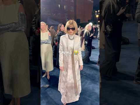 Don’t Play With Her #annawintour #fashion