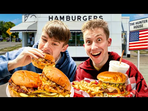 Two Brits try American Diner Burgers from 1952!