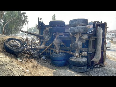 Local Mechanics Manufacturing Dump Truck | Dangerous Incident On Road