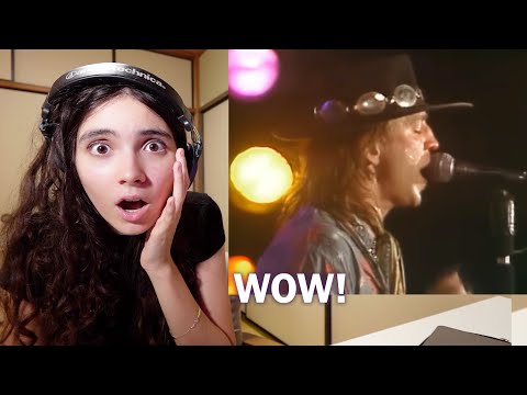 Singer FIRST Time Reaction to Stevie Ray Vaughan - Texas Flood (Live at the El Mocambo)