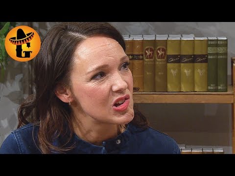 Carolin Kebekus über ihre Kindheit, ihre Narbe und MILFs | Willkommen Österreich