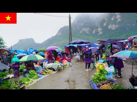 Vietnam-China border market, Si Ma Cai market, the old market of Phu La people, Thu Lao