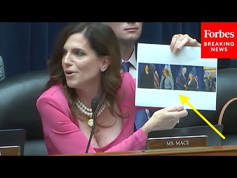 'It Doesn't Get Any Dumber Than This': Mace Goes Completely Nuclear On Sheriff Who Called Her A Liar