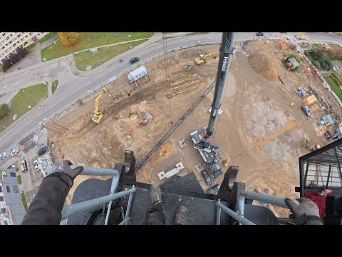 Gegenausleger & Auslegermontage eines Turmdrehkranes