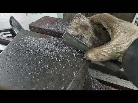 Делаю прижимы для фрезерного станка.