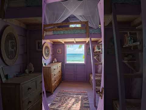 AMAZING VILLAGE ISLAND HOME