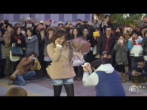 フラッシュモブ サプライズ プロポーズ JR大阪駅 カリヨン広場 「 You belong with me 」" Natalie Emmons " Flashmob Surprise Proposal