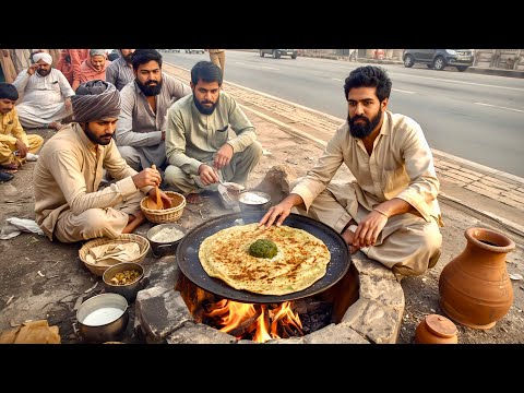 PURE DESI PUNJABI STREET FOOD BREAKFAST 😍 SAAG MAKHAN | ALOO PARATHA - PAKISTAN STREET FOOD VIDEOS