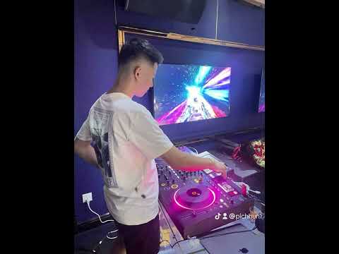 បេះដូងដល់ផ្លូវបំបែក_x_ស្នេហ៍ចប់ស្របពេលស្រលាញ់_ដីវិលរកកន្លែងឈប់  Remix 2025