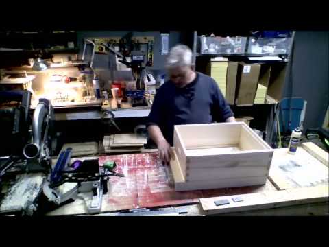 Building a screened bottom board