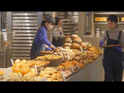 A hugely popular Japanese bakery where bread is churned out one after another