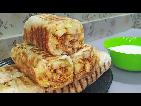 ساندوتش الشاورما والبطاطس والتوميه السوري بكل اسرار المحلات عرفتها من واحد في مطعم سوري نفس الطعم