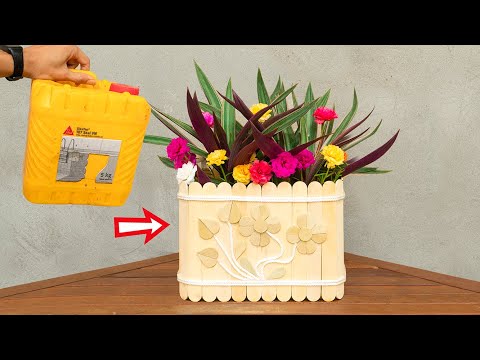 How To Make a Special Flower Pots To Decorate The Desk | Ideas to recycle plastic bottles
