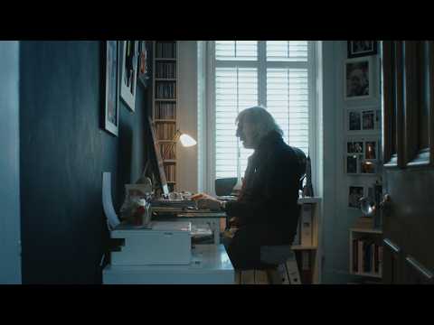 Inside a Couple’s Victorian House Overlooking the Sea in Edinburgh