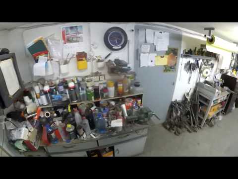 Чем эффективней удалить краску с пластика  -  смывка или абразив