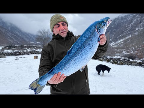 Incredibly tender SALMON Cooked in Salt on Fire! Life in a Snowy Village