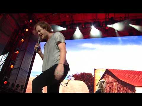 Imagine Dragons - I Won't Back Down [Tom Petty Cover] (Live at Farm Aid 30)