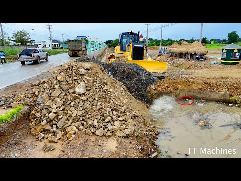 Full Action New Model Shantui Dozer Open New Land Filling Up Processing & Building Road