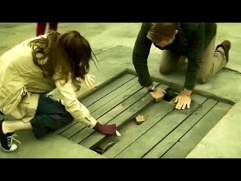 300 дней семья прячется от вируса не подозревая, что они сами являются вирусом