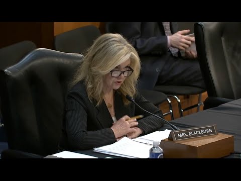 Blackburn Grills FBI's Wray Over Jeffrey Epstein's Flight Logs