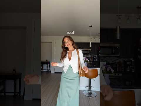 πΏπ± #outfitinspo #fashiontrends #ootd #maxidress