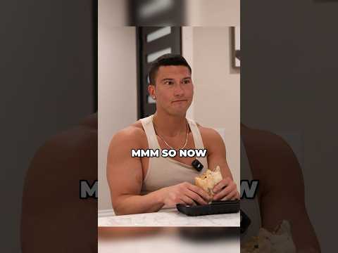 The pec tear meme is still massive 👀 #clips #podcast #fitness #funny #trendingshorts