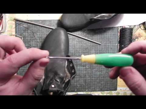 Технология прошивки кожи крючком с ушком. The technology of sewing shoes with a hook