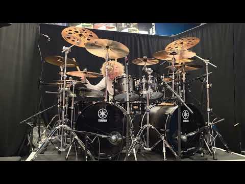 Still of the Night- Whitesnake drummer Tommy Aldridge does drum parts live