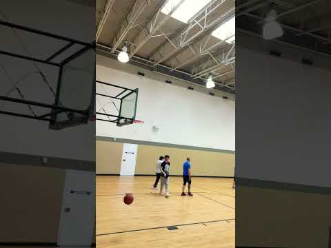They fumbled the bag! Must watch 🏀 #punjabihooper #basketballdunk #stephcurryway #zionwilliamson