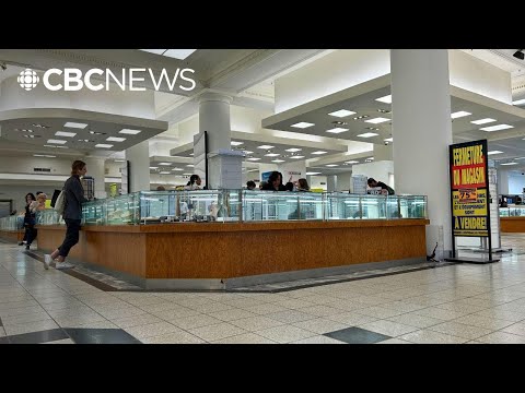 Hudson’s Bay employees get ready for last day on the job