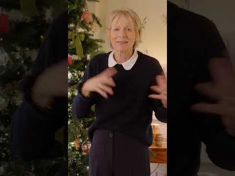 Birdie Fortescue’s Teasel Christmas Tree #shorts