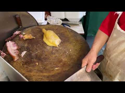 佐敦上海街新强记 燒味老舖，快刀手肥仔師傅，熱辣辣#燒鴨，脆皮#燒豬，脆皮#燒乳豬 玫瑰露#油鷄，肥美腩仔#叉燒 #旅游 #燒臘 #香港美食