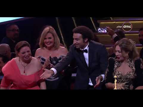 مقدمة كوميدية جدا من خالد الصاوي وعلي ربيع بحفل افتتاح مهرجان القاهرة السينمائي