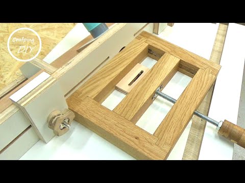 [DIY] 5 jigs to improve your trimmer table || Woodworking