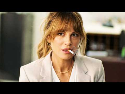 瘾君子试图欺辱孤儿寡母，以为家里没人，却不知道楼上住着一个刚出狱的顶级狠人！一口气看完《囚犯之女》