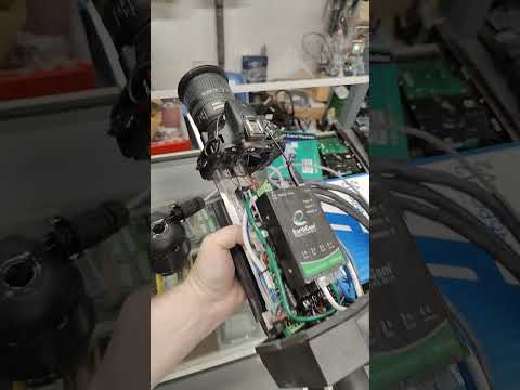 now that's one janky surveillance camera