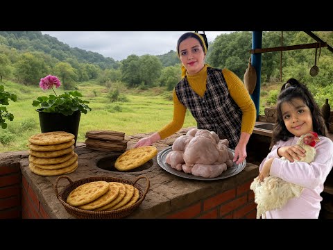  Cooking chicken thighs in the oven with pan bread; rustic cooking on rainy day