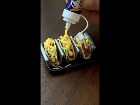 Mini Cheesy Gordita Crunch