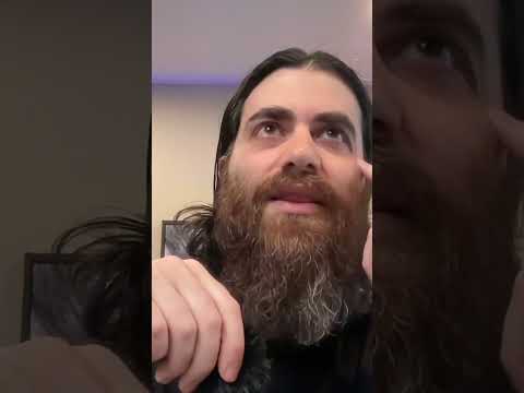 After two years of vibecoding, I’m back to writing by hand #coding #vibecoding #software #claude